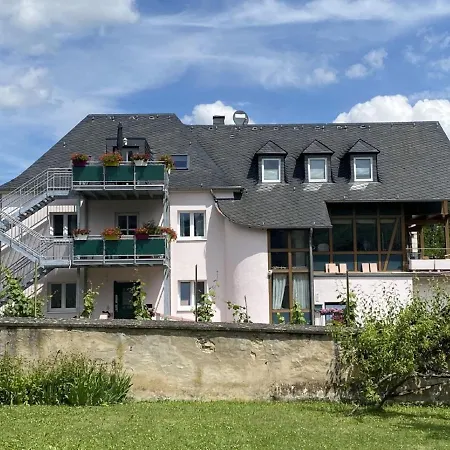 Cosy Flat In In A Charming Area