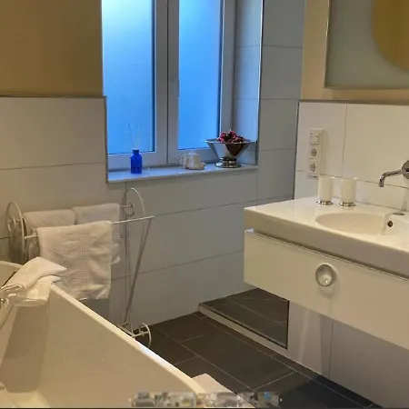 Cosy Flat In In A Charming Area * 特里特海姆